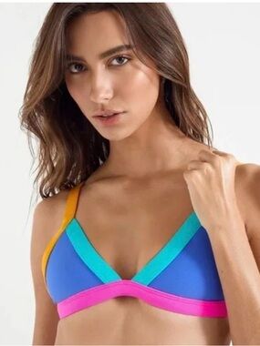 Oneone Kameron Top in Bondi - adjustable straps NWT